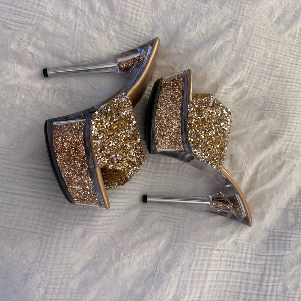 Elegant Glittering High Heel Mules! New! - Picture 5 of 6